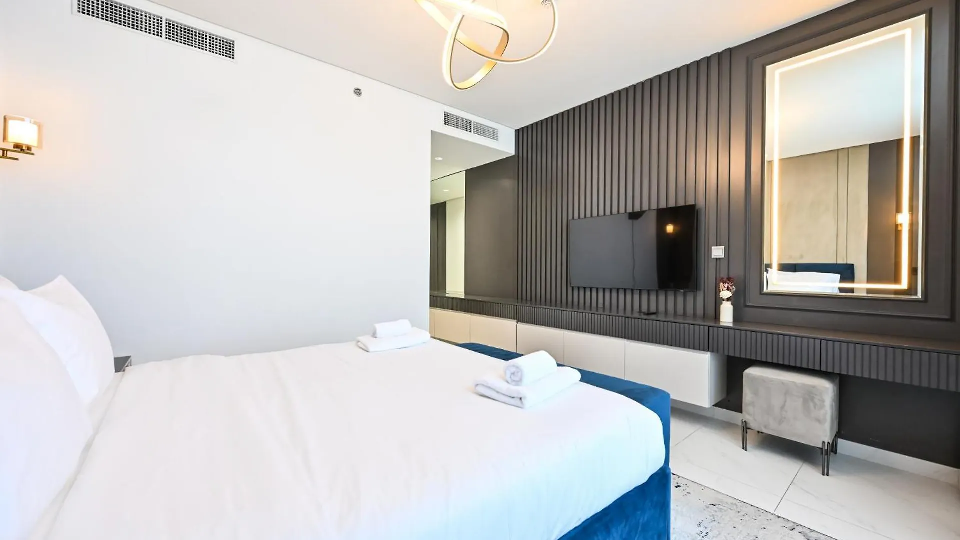 Relax In Style 2Br Huge Terrace Lagoon Access Dubai 0*,  United Arab Emirates