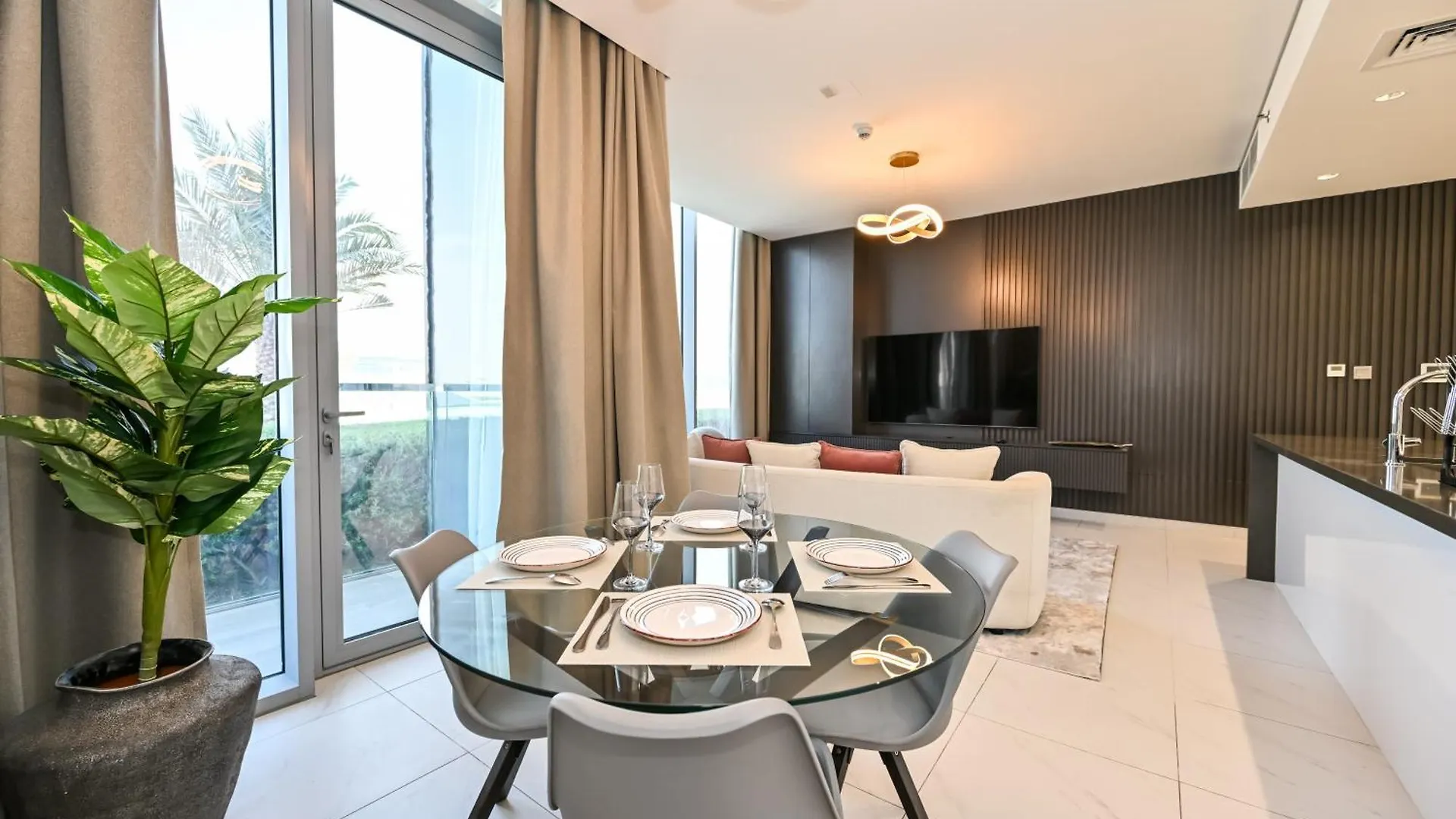 Relax In Style 2Br Huge Terrace Lagoon Access Dubai United Arab Emirates