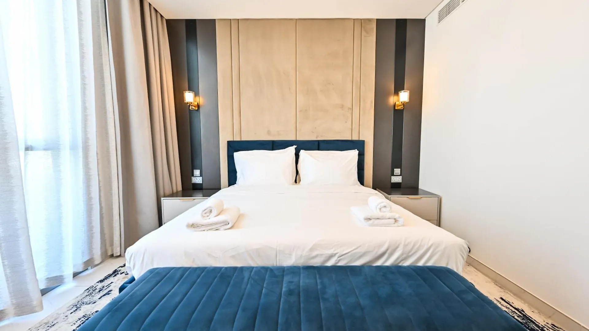 Relax In Style 2Br Huge Terrace Lagoon Access Dubai 0*,